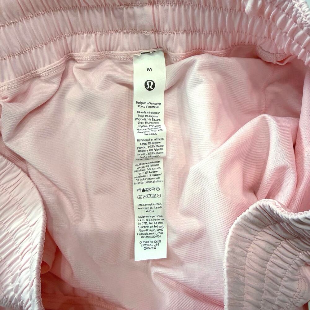NWT Lululemon Shake It Out High-Rise Running Short 2.5" Pink Pearl Size M - Picture 6 of 6